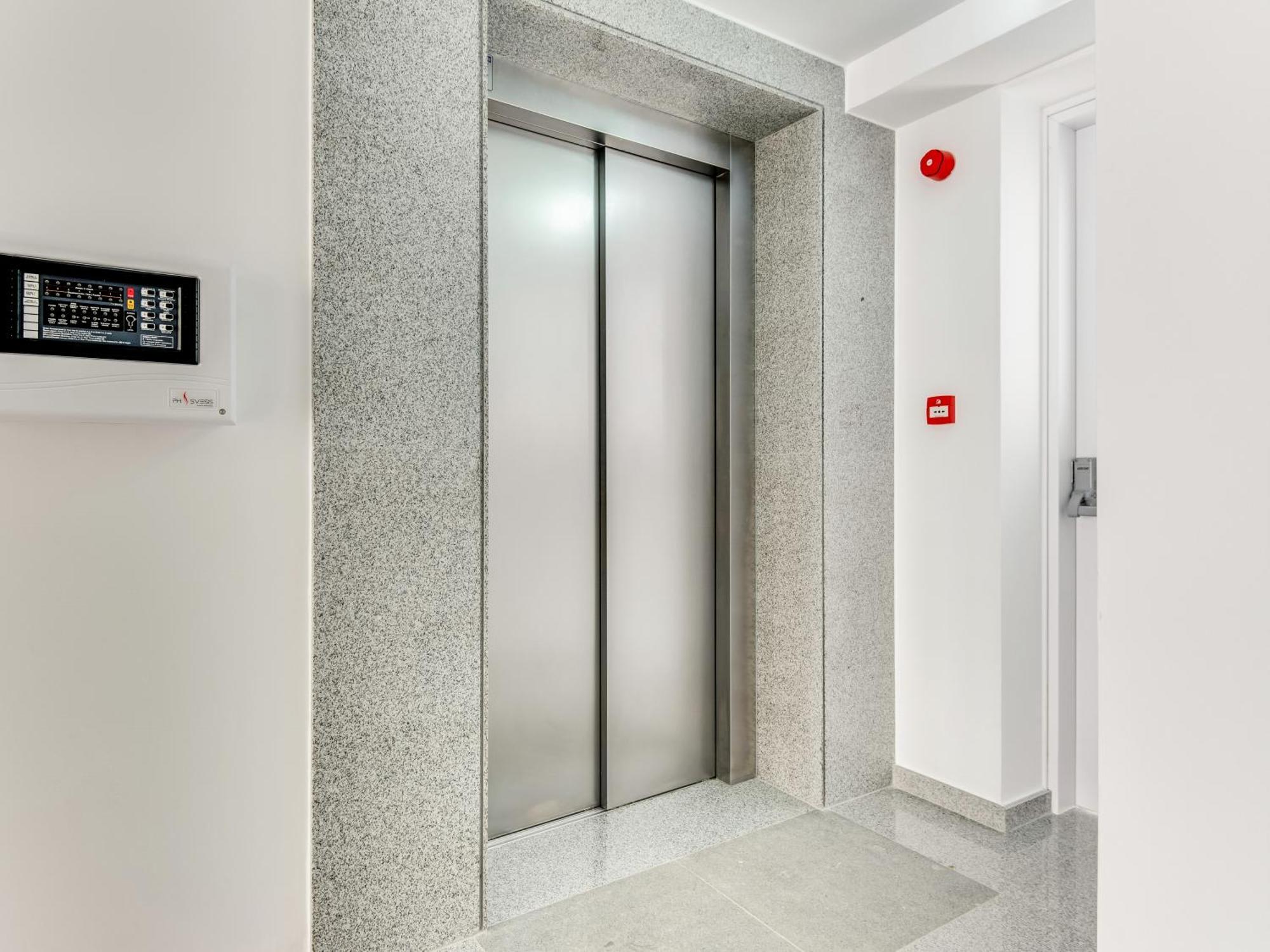 Sanders Crystal 1 Limassol Ngoại thất bức ảnh